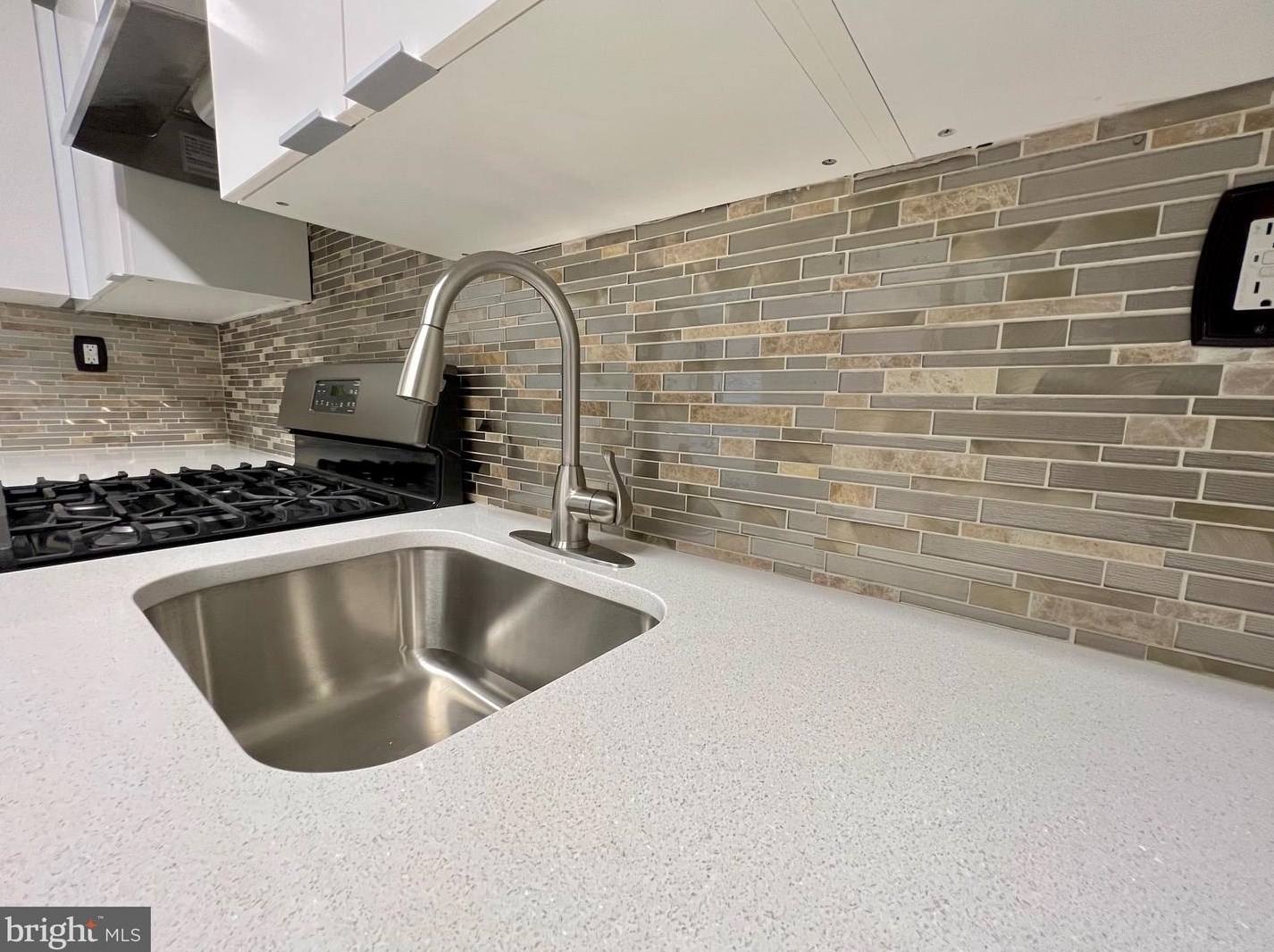 809 Gordon St, Reading PA 19601-2313 exterior