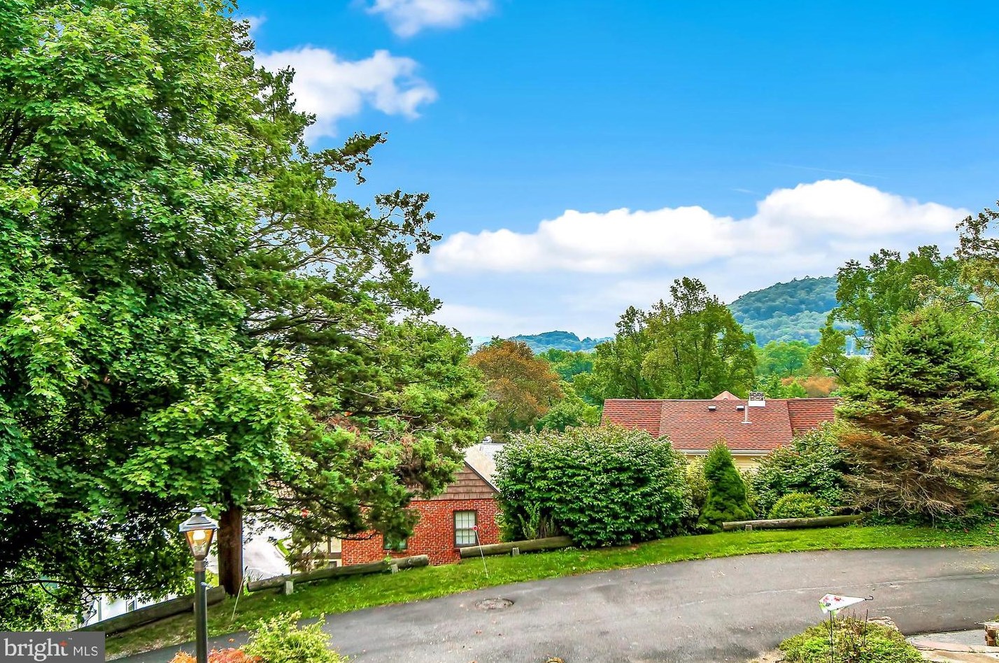 450 Fountain Ave, Reading PA  19606-1522 exterior