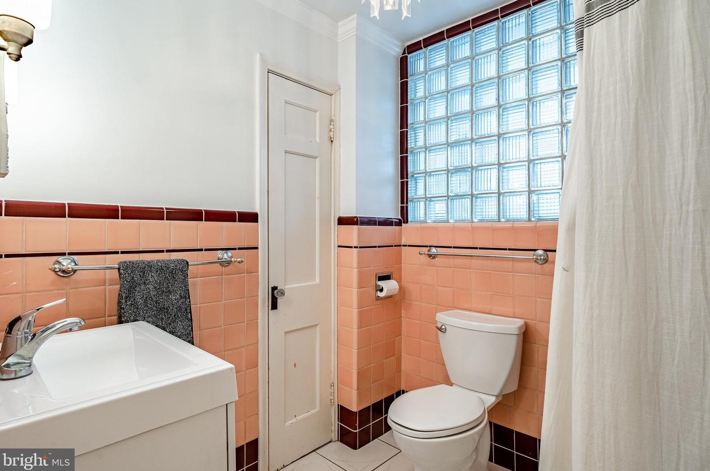 450 Fountain Ave, Reading PA  19606-1522 exterior