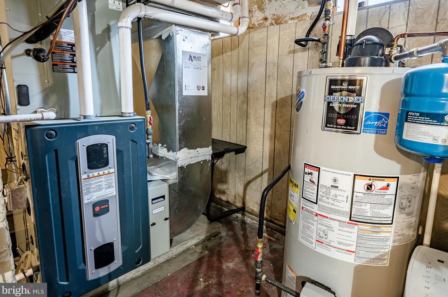 450 Fountain Ave, Reading PA  19606-1522 exterior