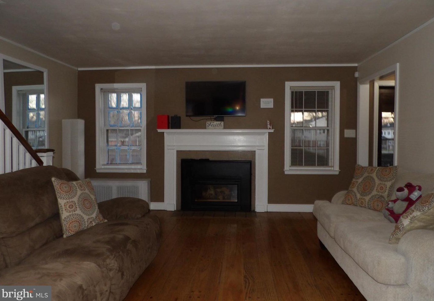1305 Howard Pl, Reading, PA 19601-1322
