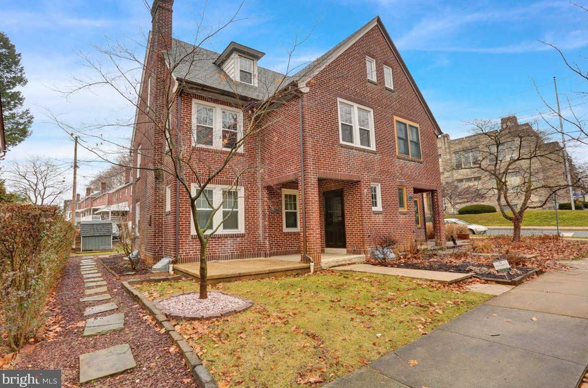 102 S 7th Ave, Reading, PA 19611