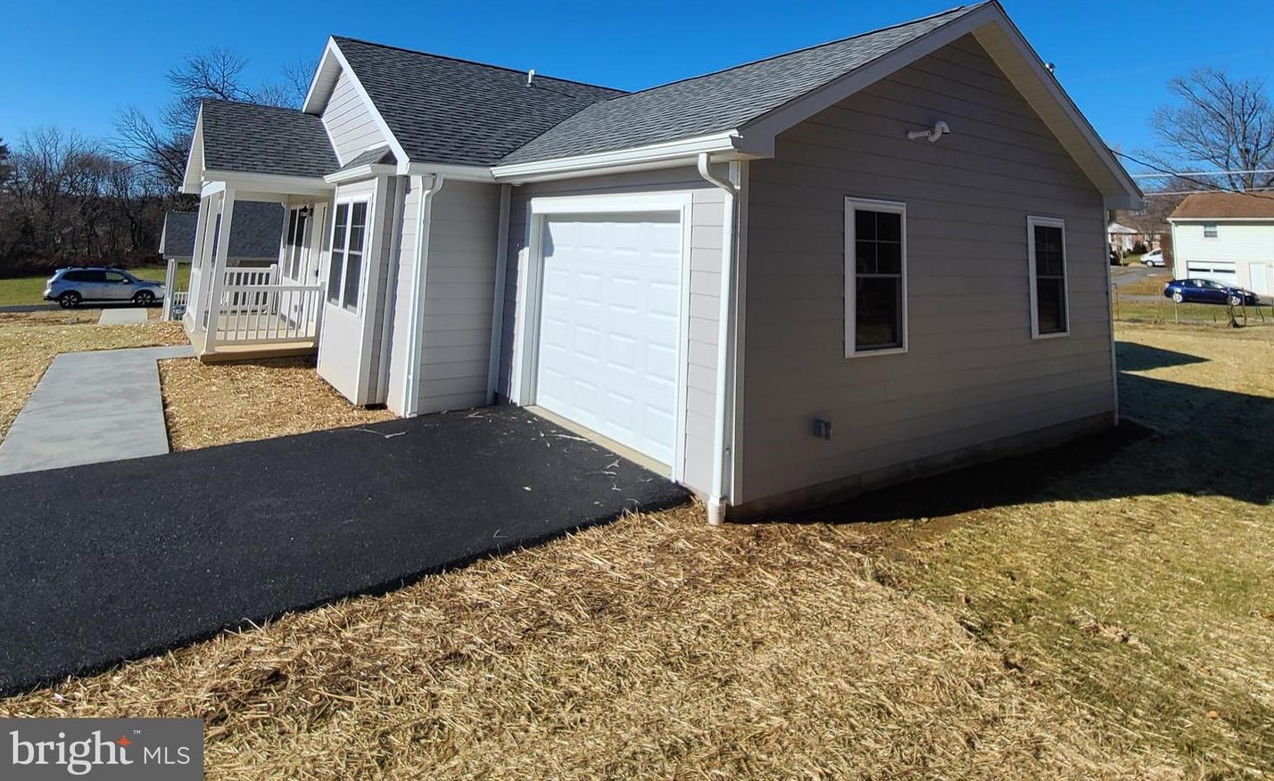 1007 Floret Ave, Reading, PA 19605-1305