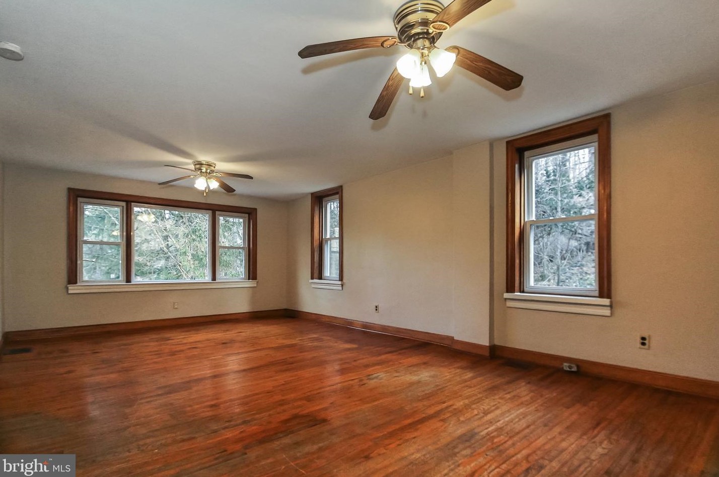 113 Creek Rd, Spangsville, PA 19512