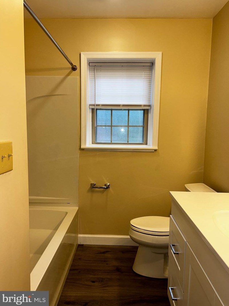 211 Taft Ave, Reading PA  19605-2123 exterior