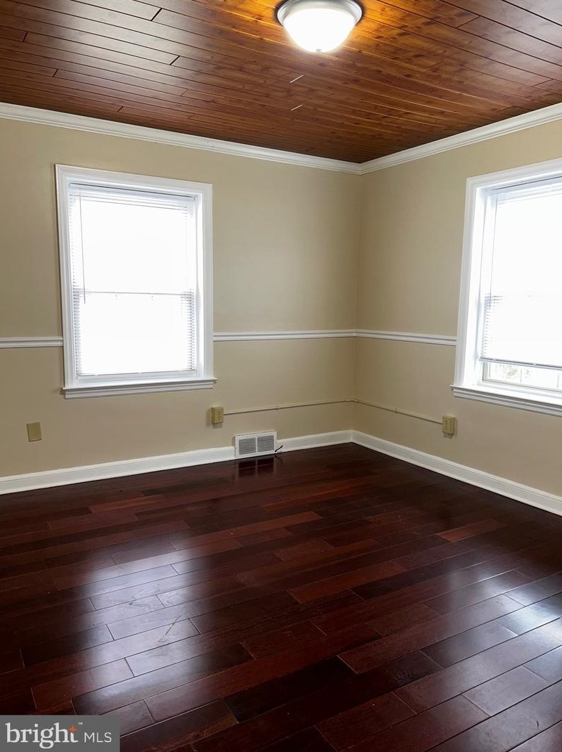 211 Taft Ave, Reading PA  19605-2123 exterior