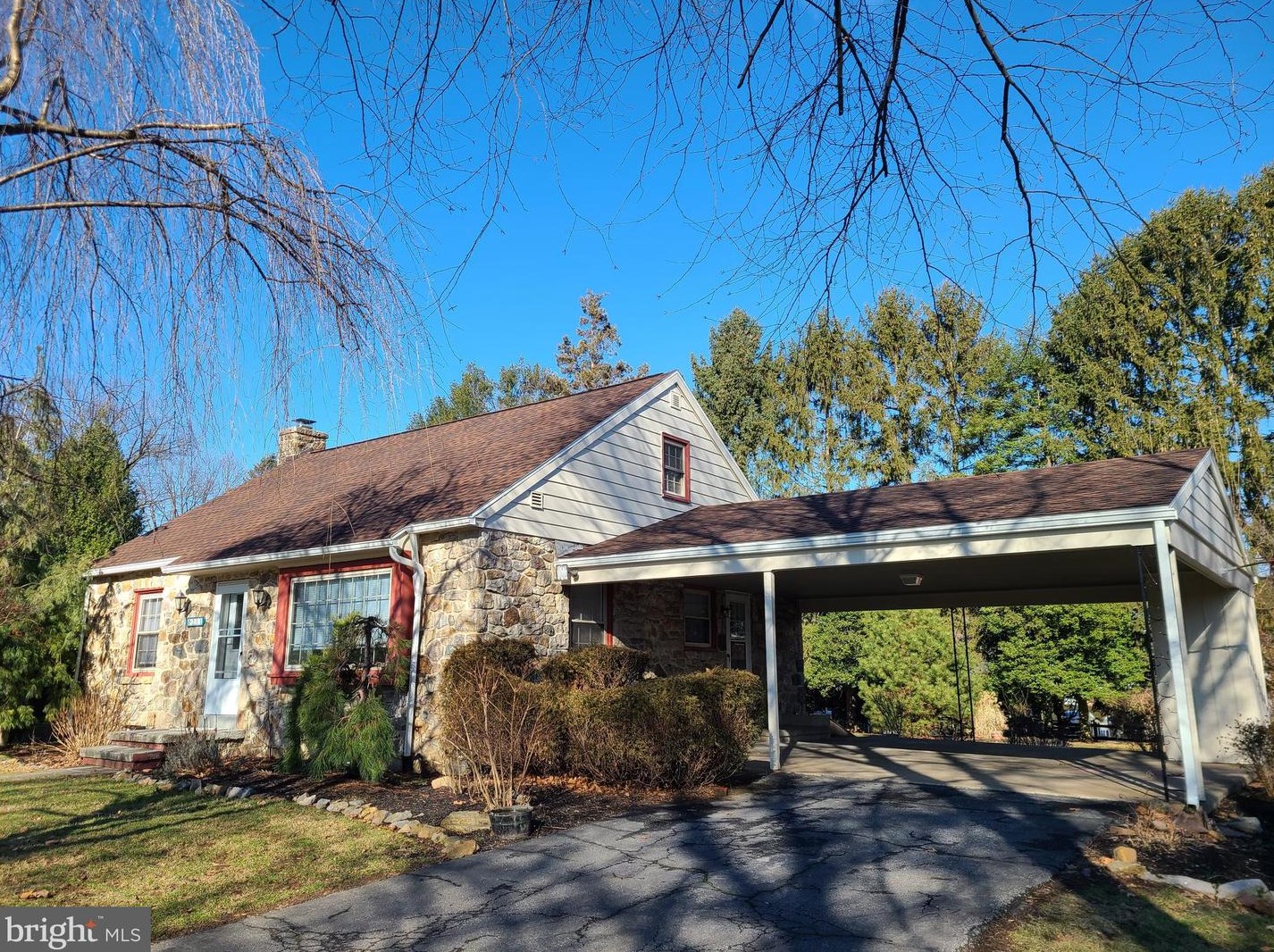 211 Taft Ave, Reading PA  19605-2123 exterior