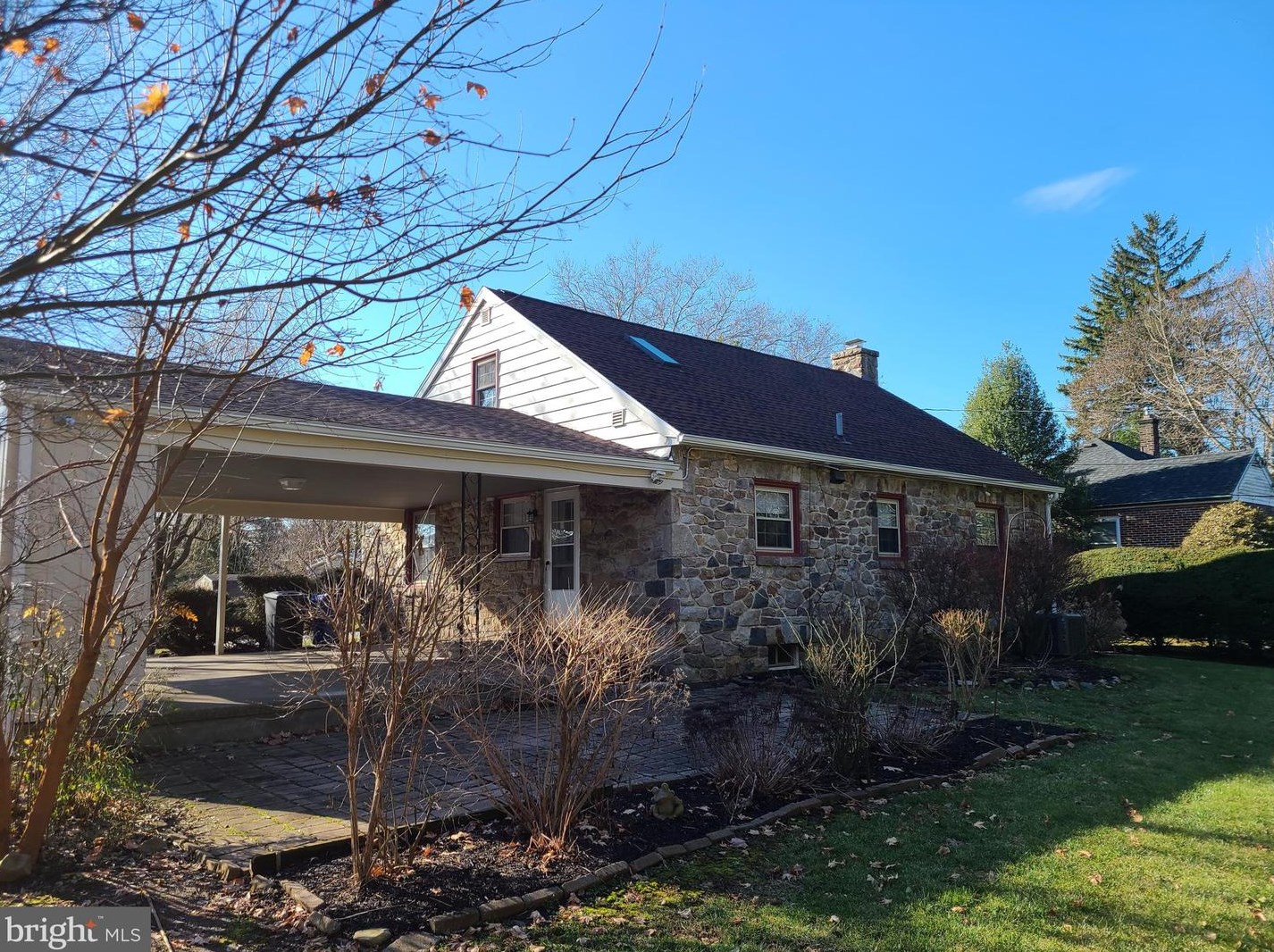 211 Taft Ave, Reading PA  19605-2123 exterior
