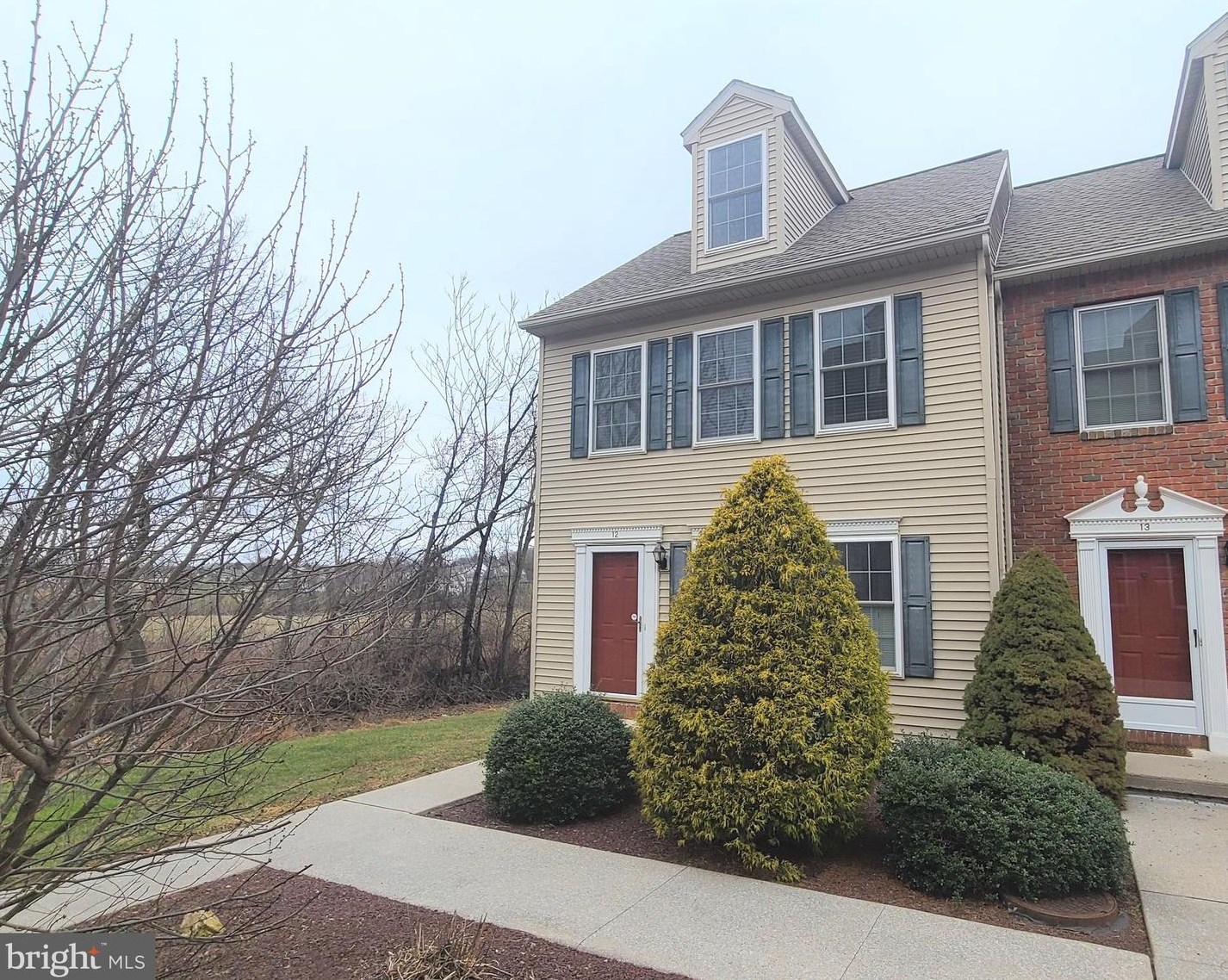 12 Weiser Ct, Womelsdorf, PA 19567-1438