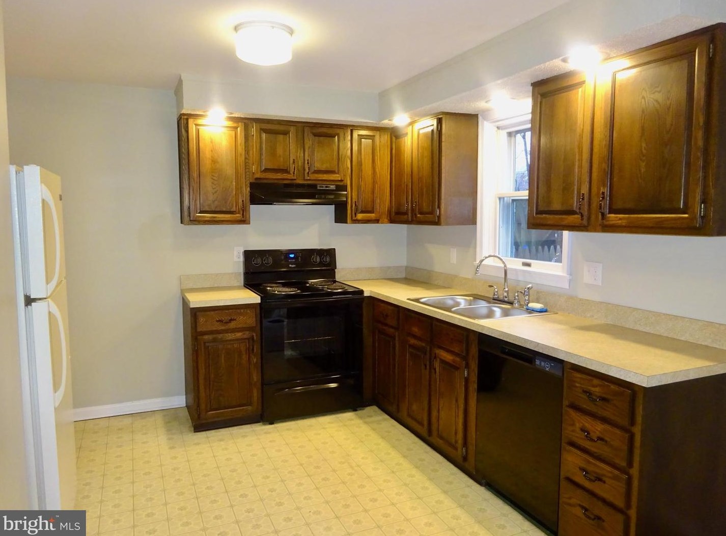 22 Elm View Ct, Wernersville, PA 19565