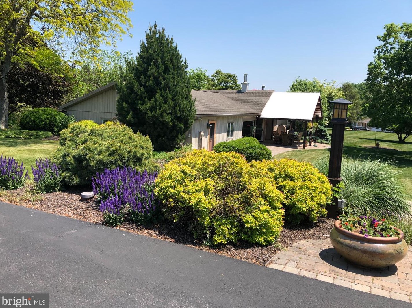 35 Gilmore Rd, Greenwich, PA 19530-9158