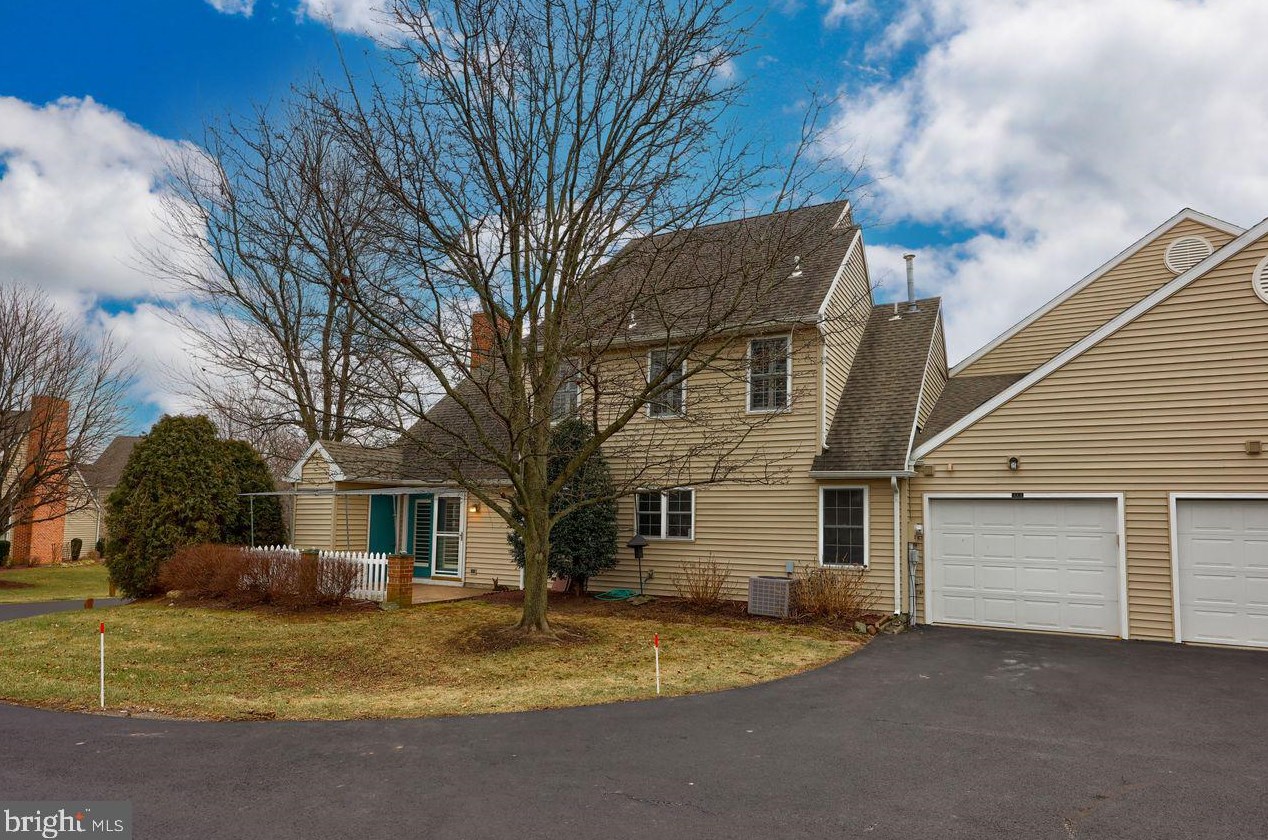 118 Lavender Ln, Reading PA  19610-1198 exterior