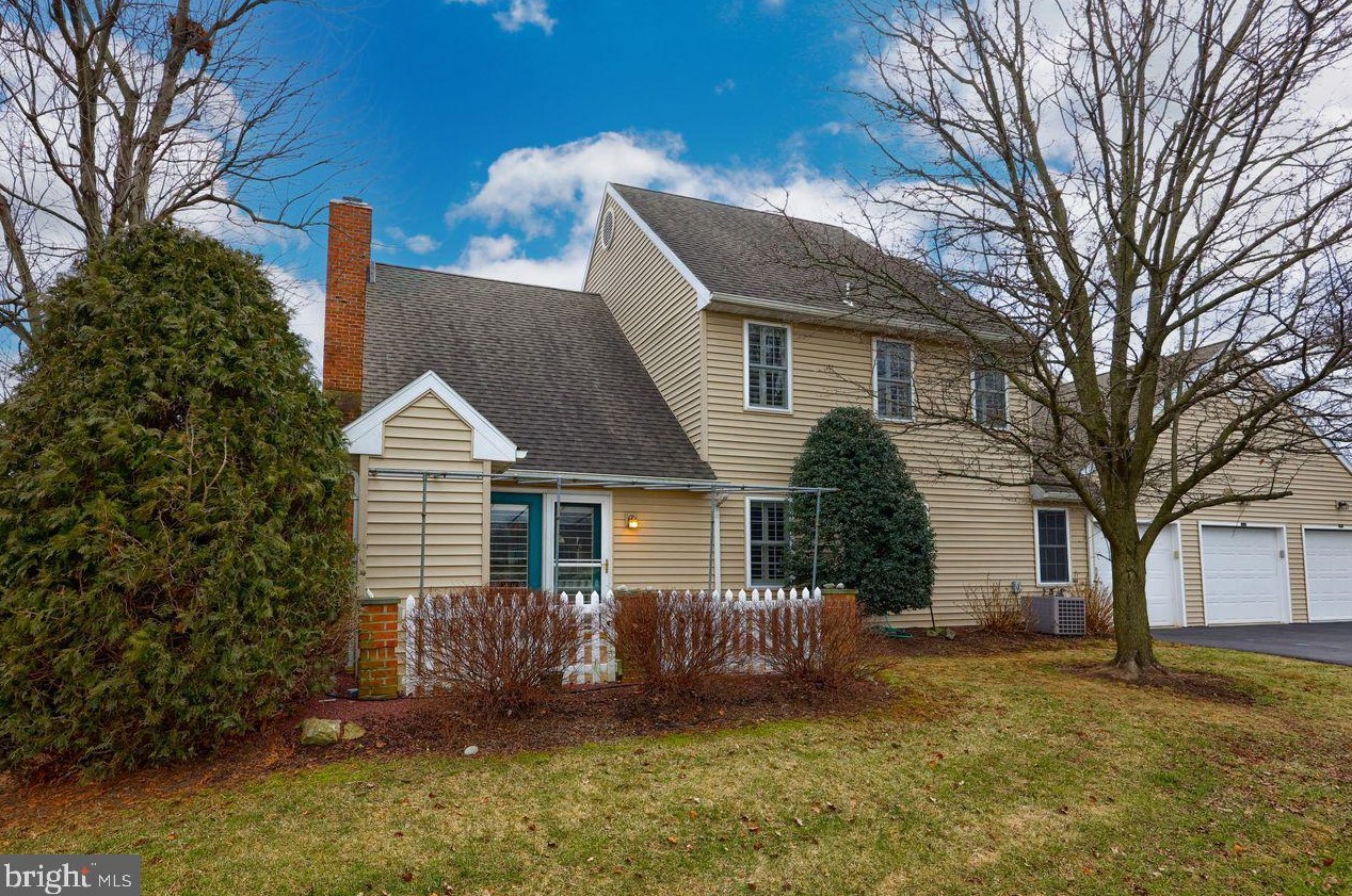 118 Lavender Ln, Reading PA  19610-1198 exterior