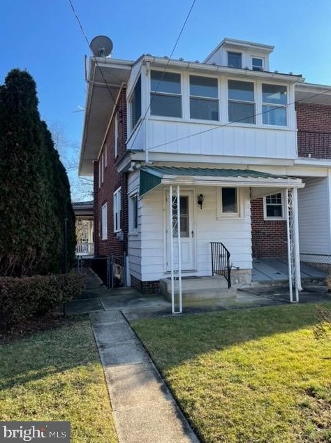 1521 Delaware Ave, Reading PA  19610-2125 exterior