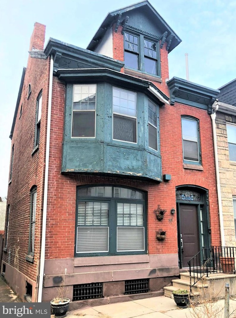 911 Washington St, Reading, PA 19601-3626