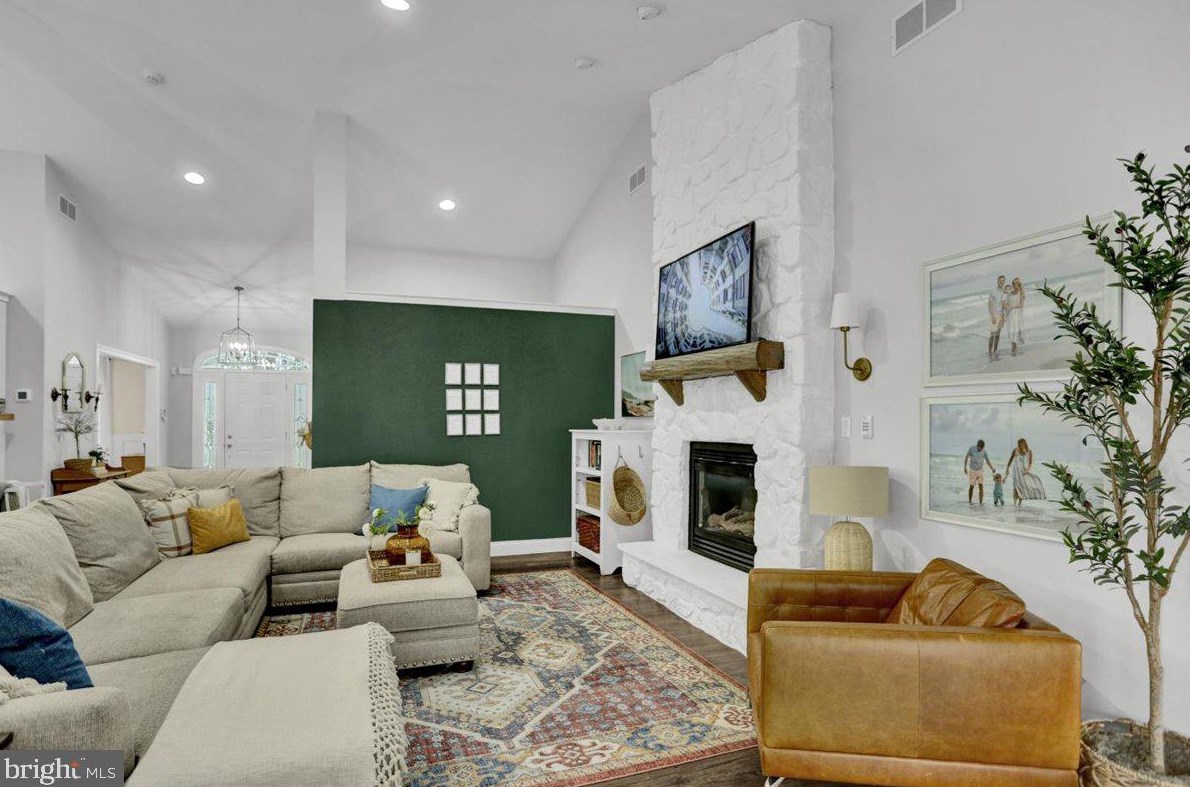 61 Shea Dr, Hummels Store PA  19540-9272 exterior