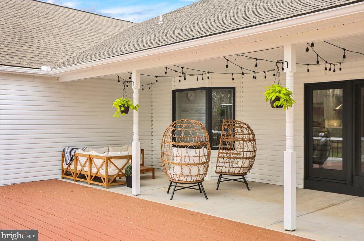 61 Shea Dr, Hummels Store PA  19540-9272 exterior