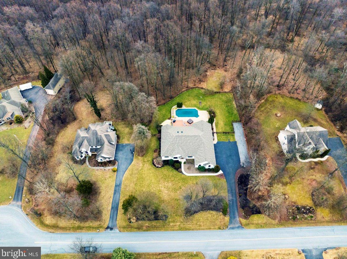 61 Shea Dr, Hummels Store PA  19540-9272 exterior