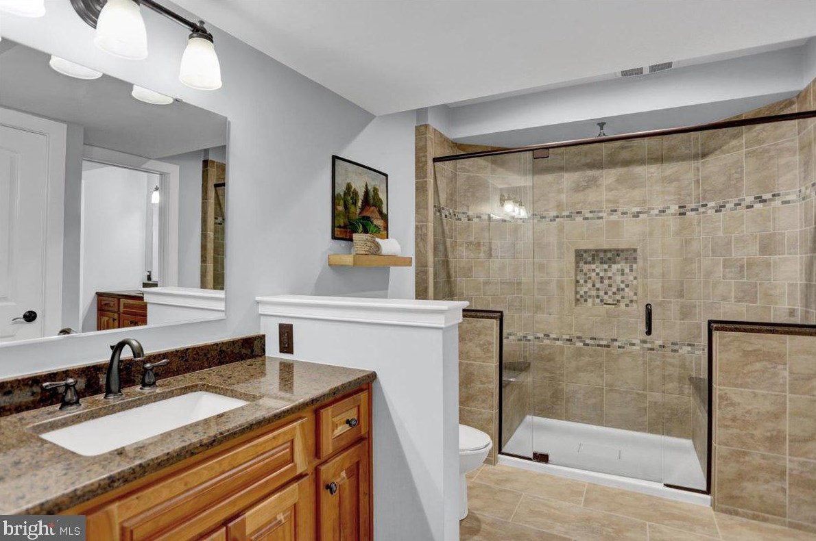 61 Shea Dr, Hummels Store PA  19540-9272 exterior