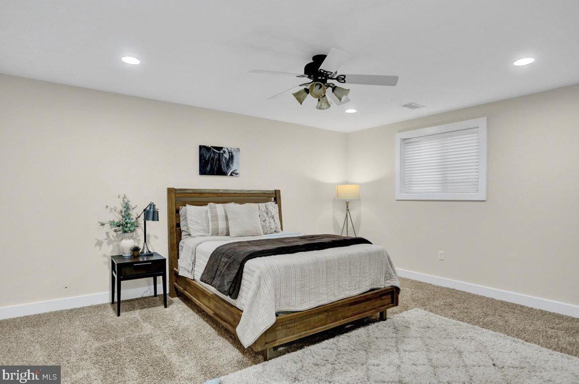 61 Shea Dr, Hummels Store PA  19540-9272 exterior