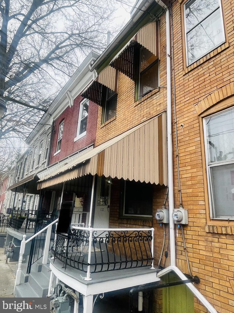 532 6th St, Reading, PA 19601-3012