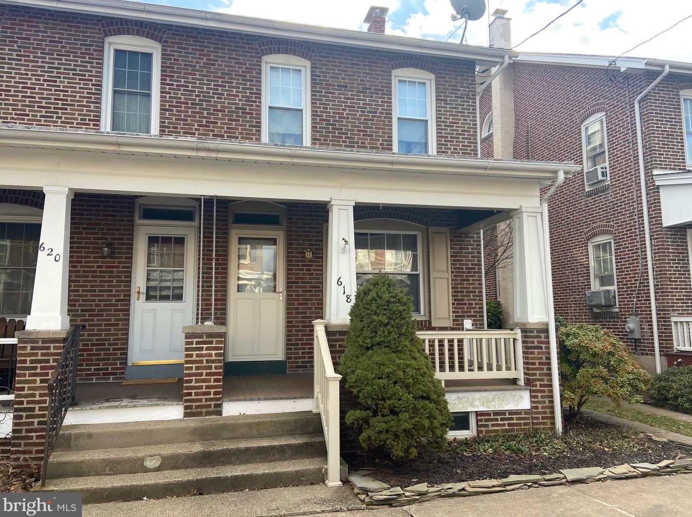 618 Rhoads Ave, Spangsville, PA 19512-2210