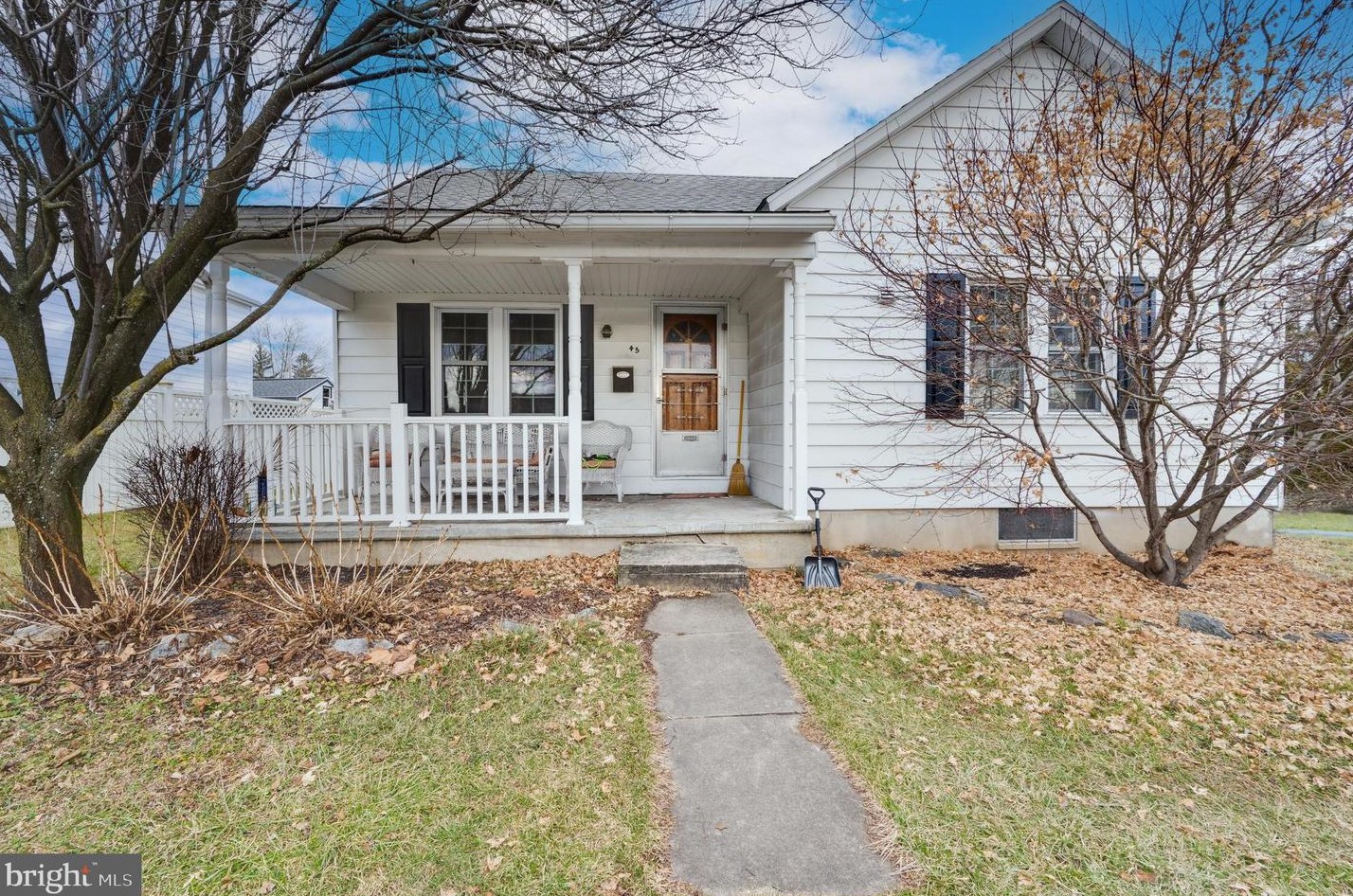 45 Normal Ave, Greenwich, PA 19530-1726
