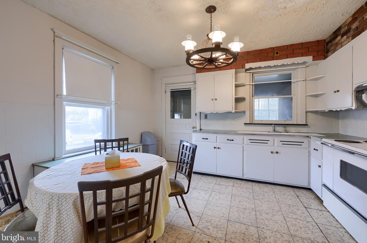 1434 Brooke Blvd, Reading PA  19607-2050 exterior