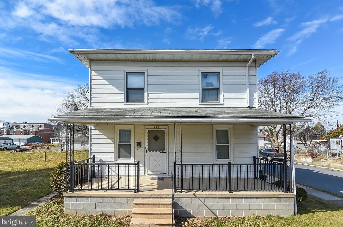 104 Reber St, Wernersville, PA 19565-2131