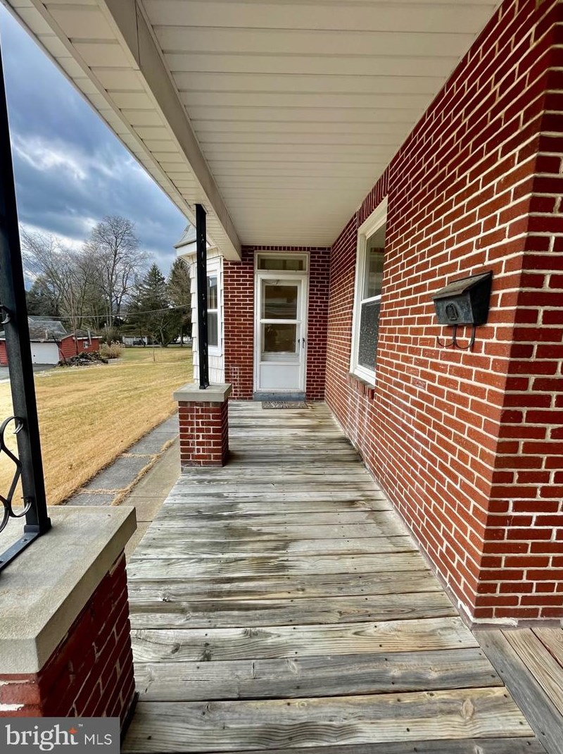 38 Bucks St, Wernersville, PA 19565