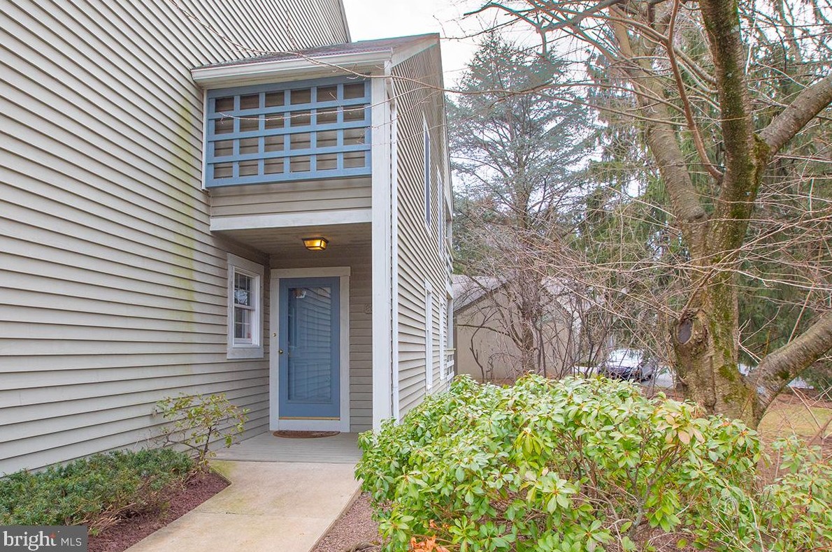 2000 Meadow Glen #c44, Reading, PA 19610