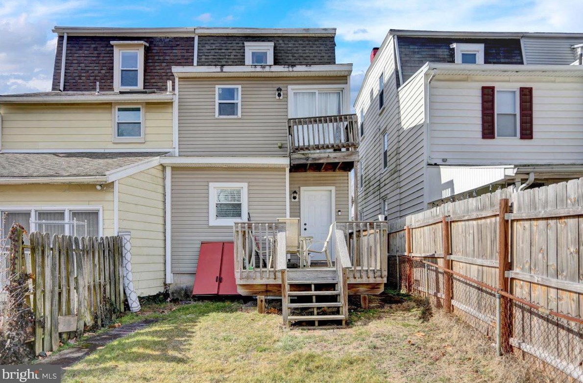 217 Pennwyn Pl, Reading PA  19607-3244 exterior