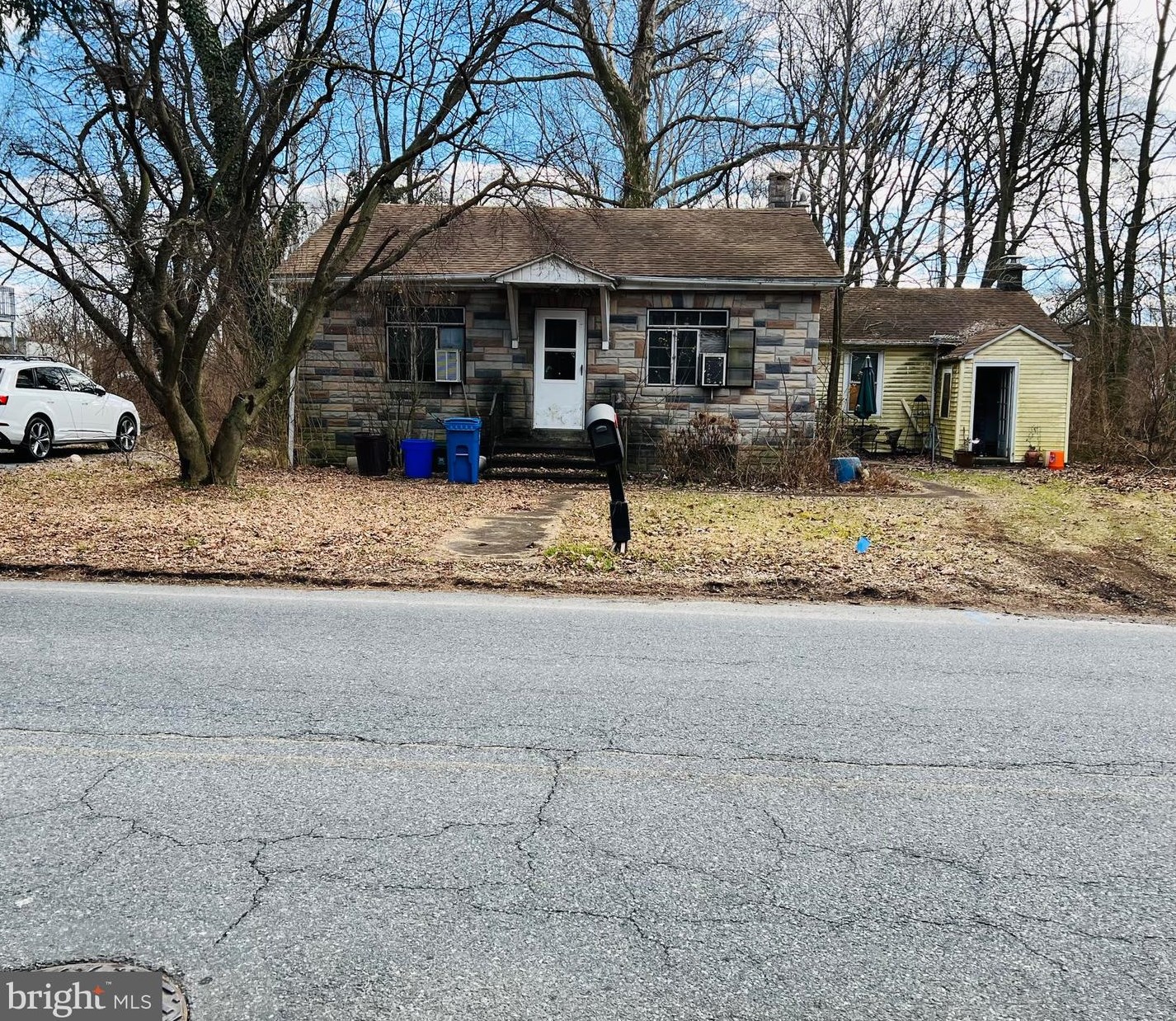 138 Water St, Reading, PA 19605-1211