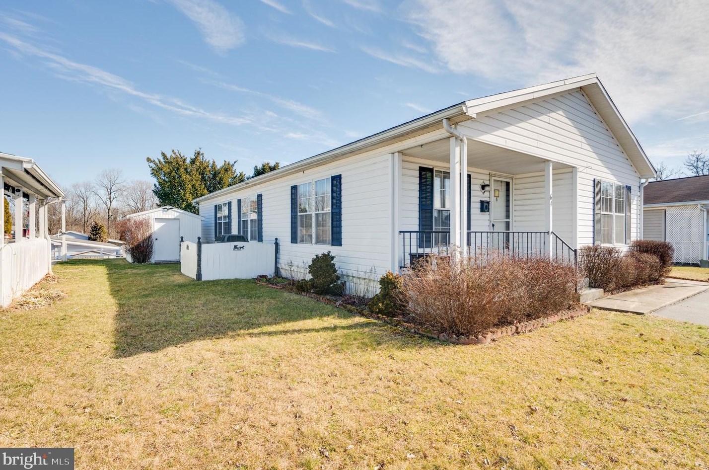 64 Westview Ter, Womelsdorf, PA 19567-9757