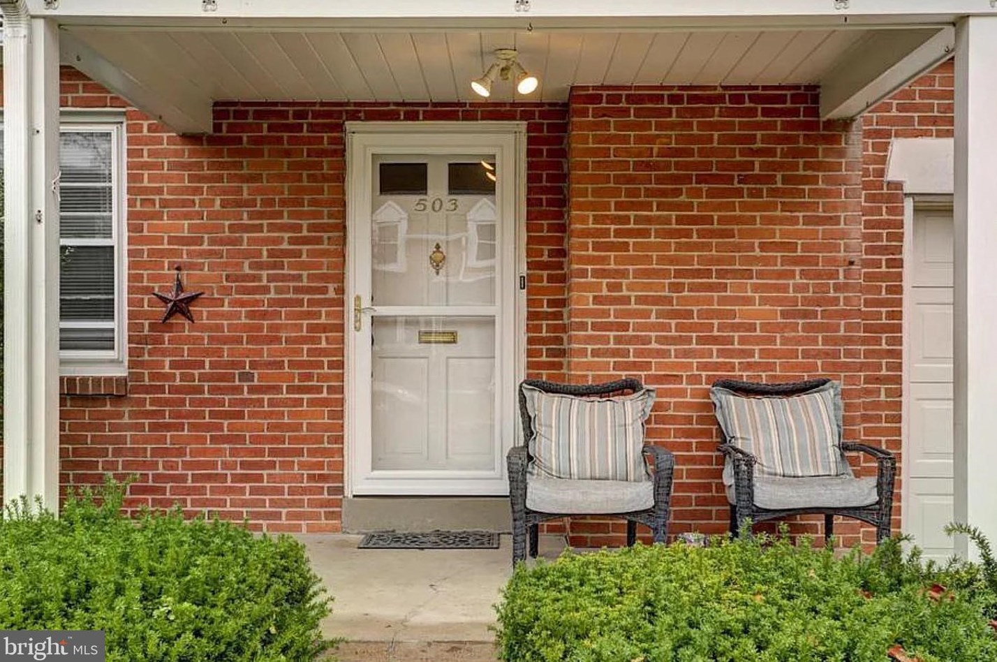 503 Dorchester Ave, Reading PA  19609-2322 exterior