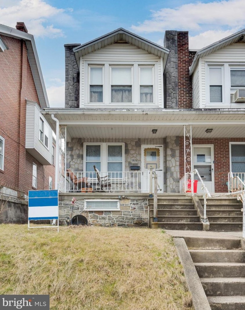 1970 Woodvale Ave, Reading, PA 19606-1845