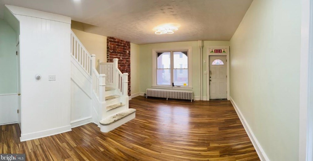 820 Gordon St, Reading, PA 19601-2314