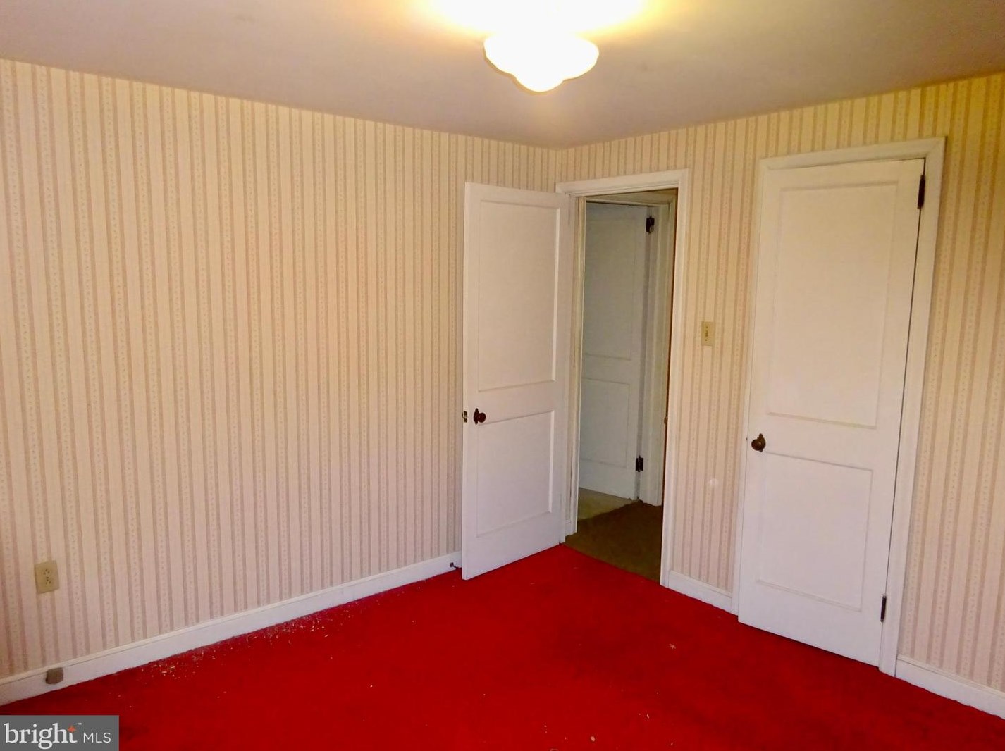 1331 Brooke Blvd, Reading PA  19607-2003 exterior