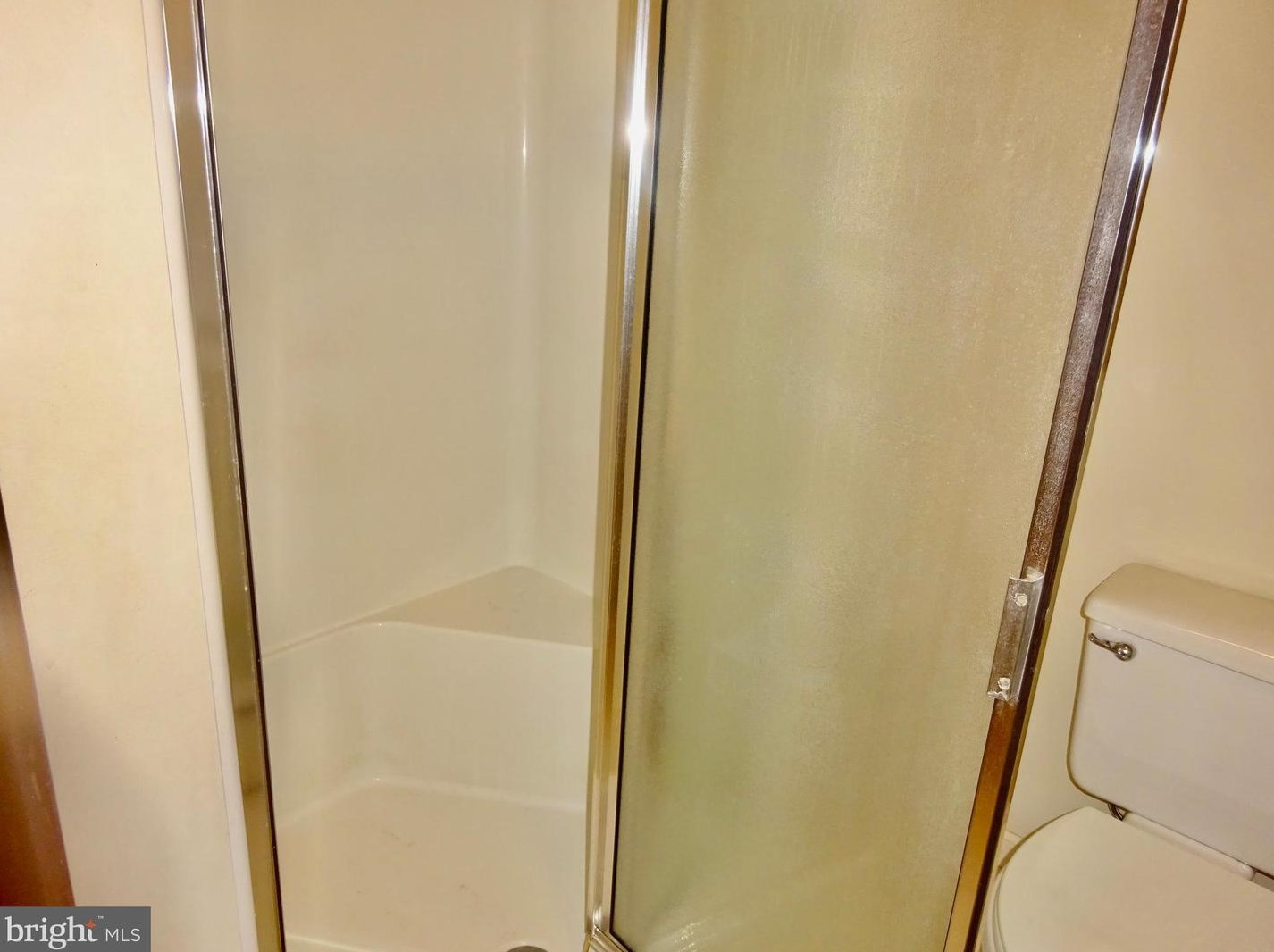 1331 Brooke Blvd, Reading PA  19607-2003 exterior