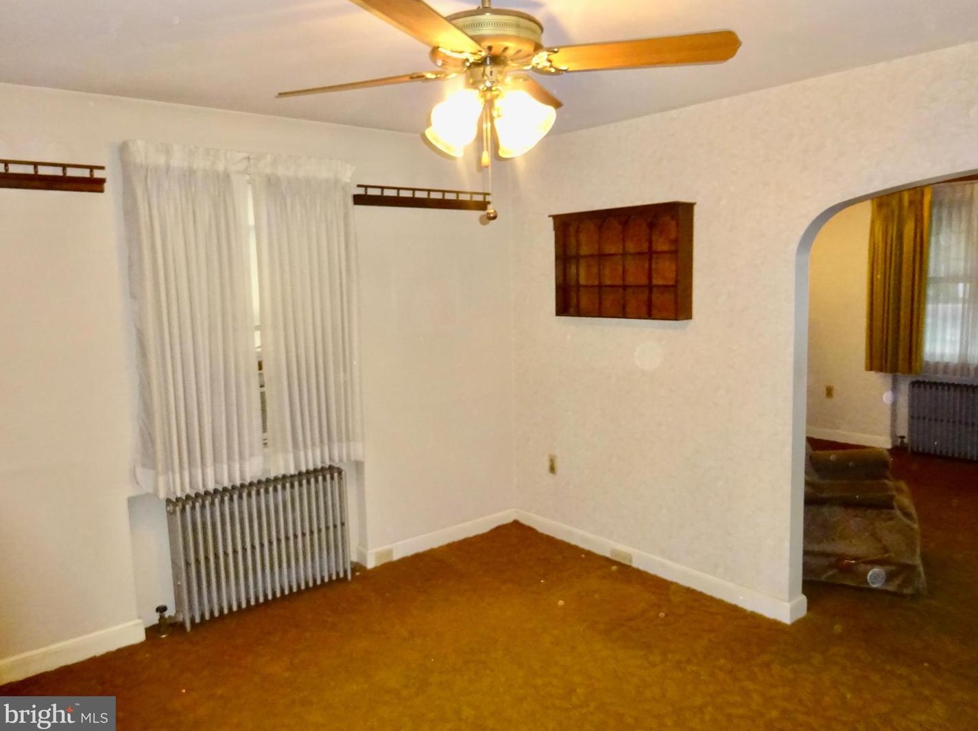 1331 Brooke Blvd, Reading PA  19607-2003 exterior