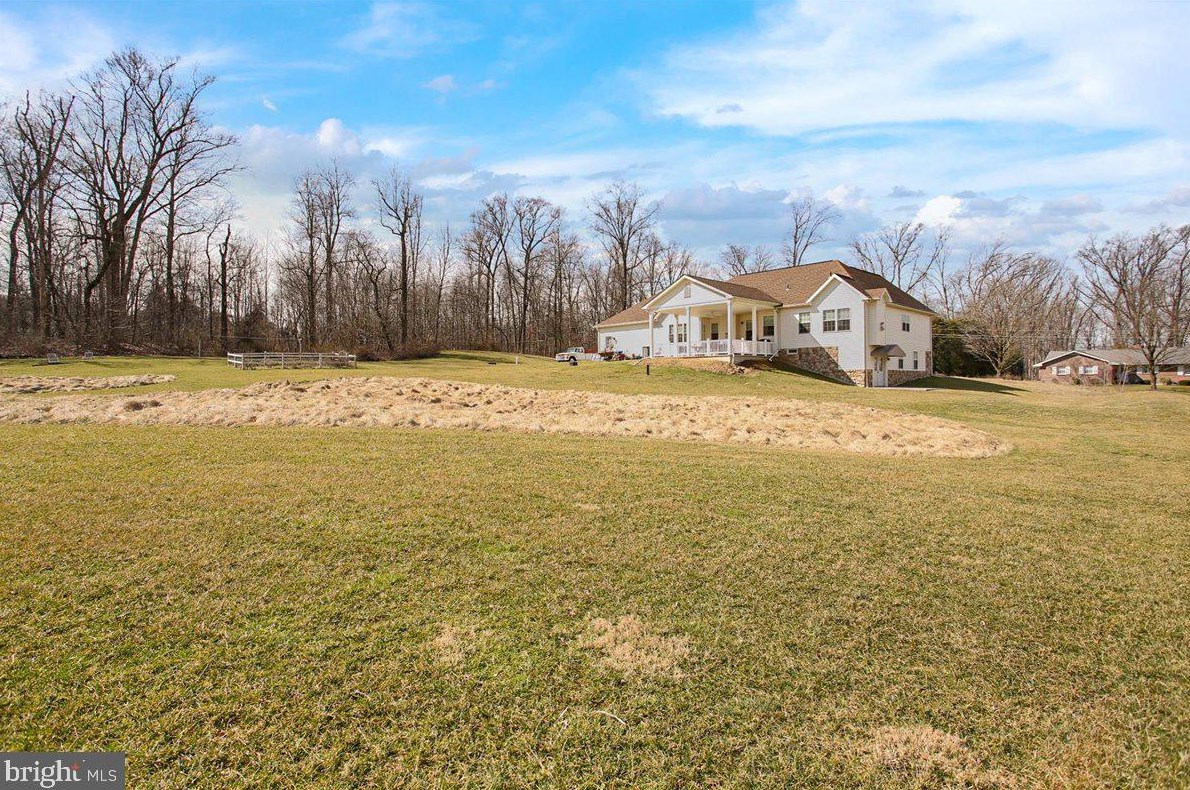 60 Cider Mill Rd, Mertztown PA  19539-9640 exterior