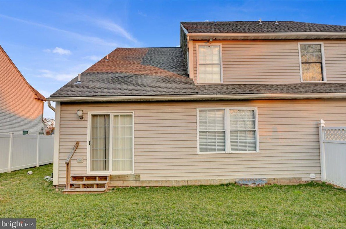 714 Maria Ave, Reading PA  19608-8947 exterior