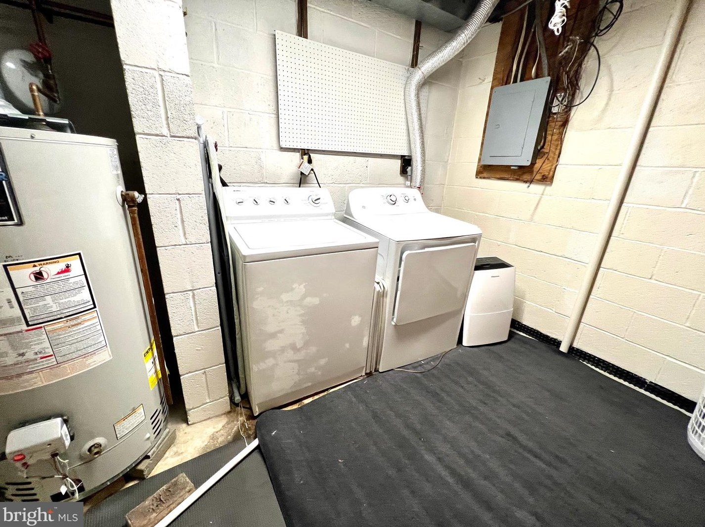 139 Merion Ln, Reading PA 19607-3405 exterior