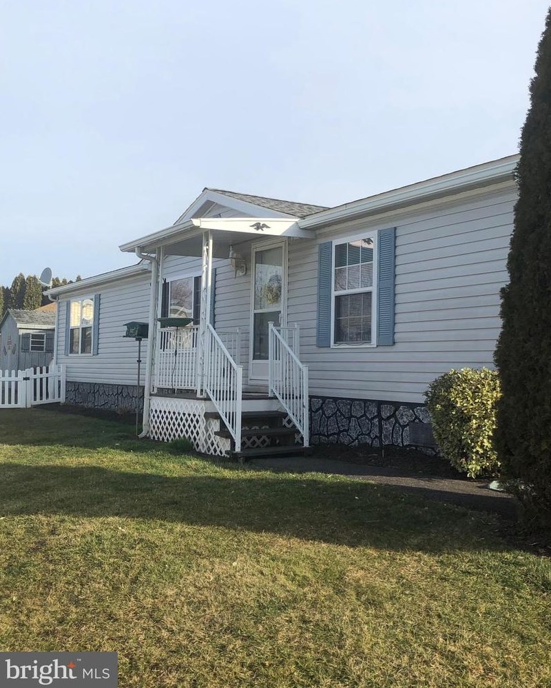 122 Ritz Ave, Reading, PA 19606-3770