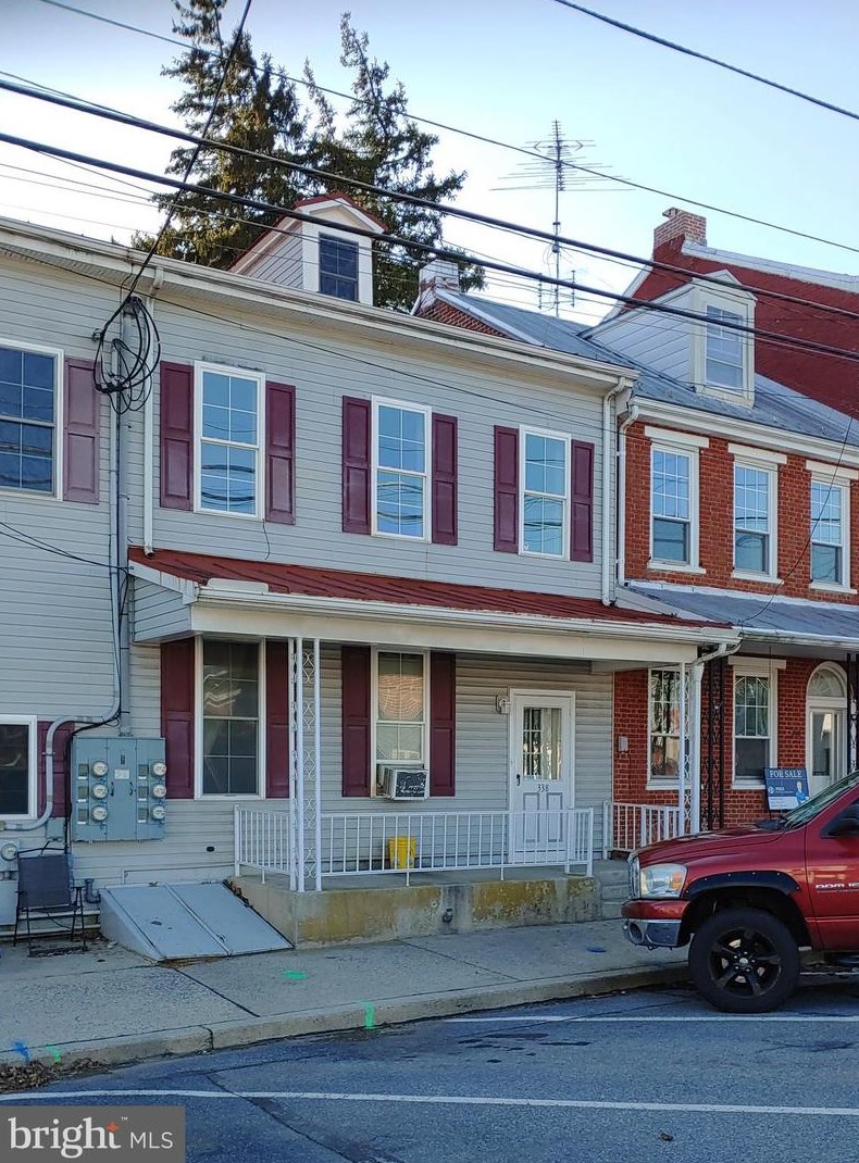 338 N Main St #2nd Fl, New Schaefferstown, PA 19506