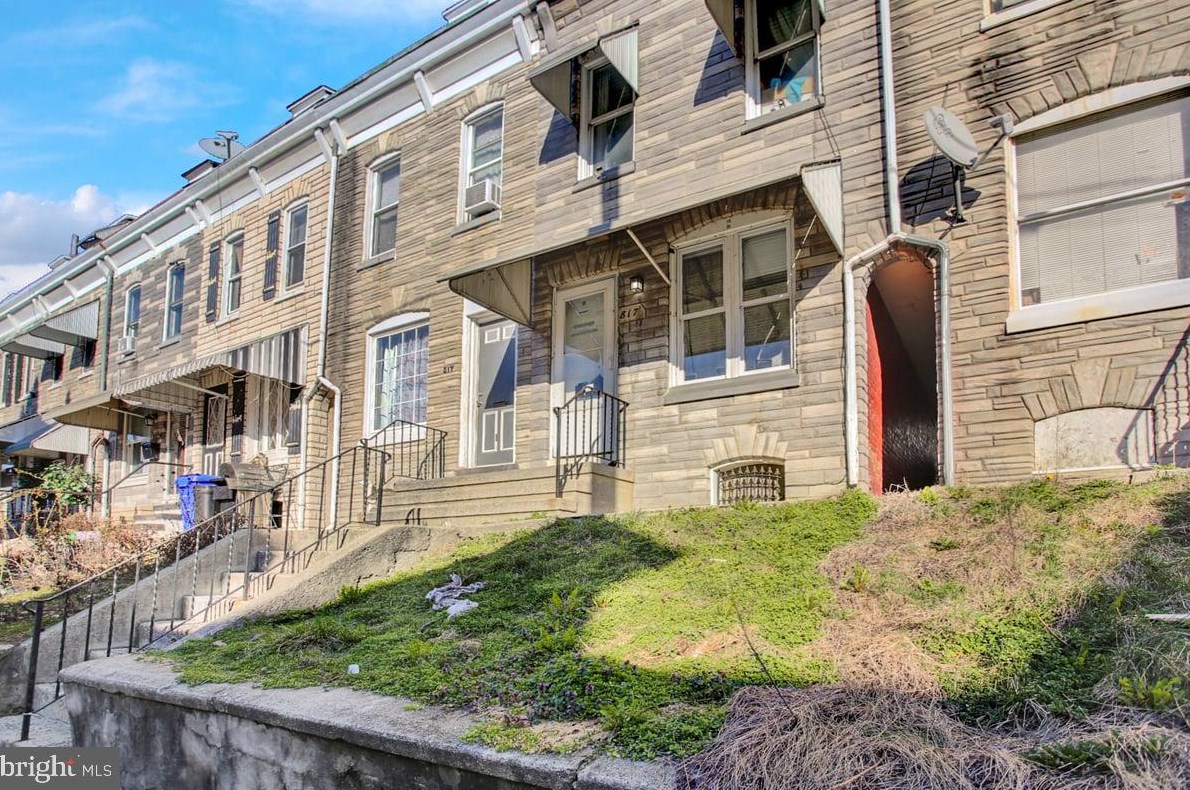 817 Locust St, Reading, PA 19604