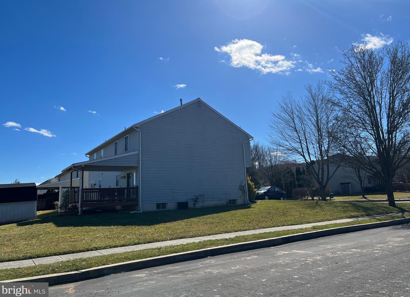 200 Carriage Dr, Wernersville, PA 19565-9470