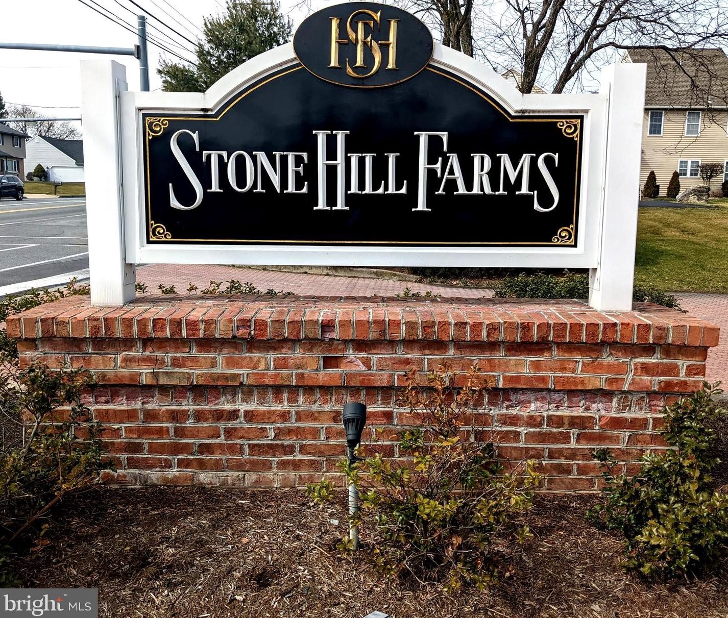 127 Primrose Ln, Reading, PA 19608-8941