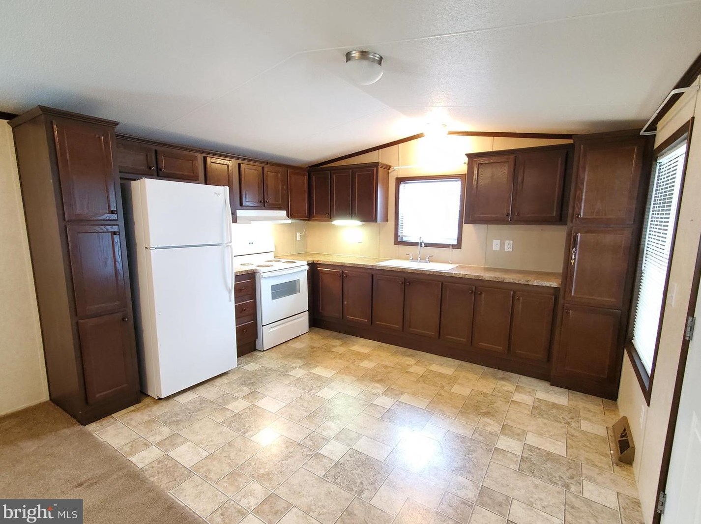155 Valley View, Reading, PA 19605
