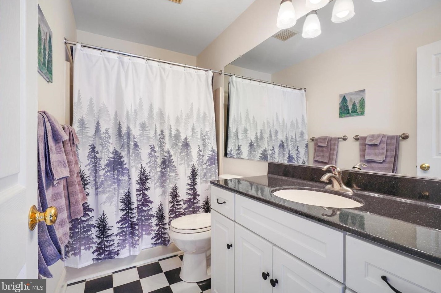 16 Muirfield Dr, Reading PA  19607-3349 exterior